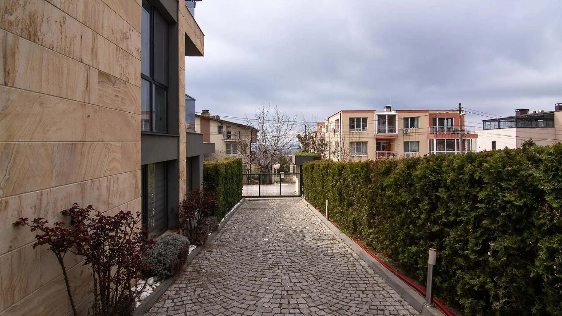 Seaview Flat With Pool & Street Parking Apartment Varna